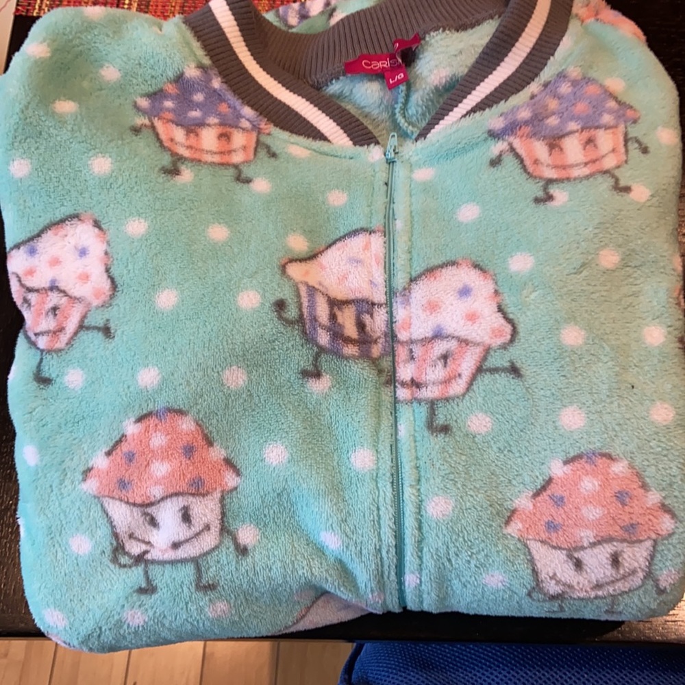 Large Onepiece Pyjama - Picture 7 of 7